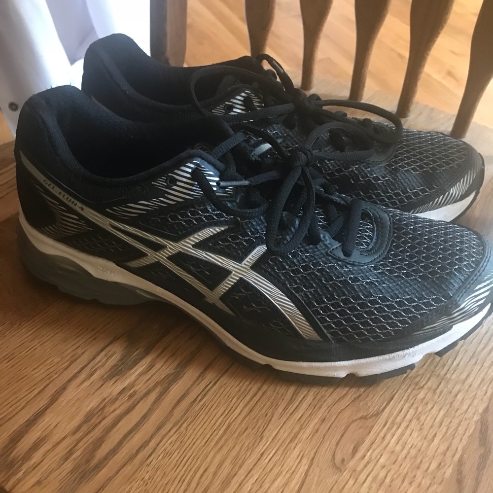 Women’s ASICS